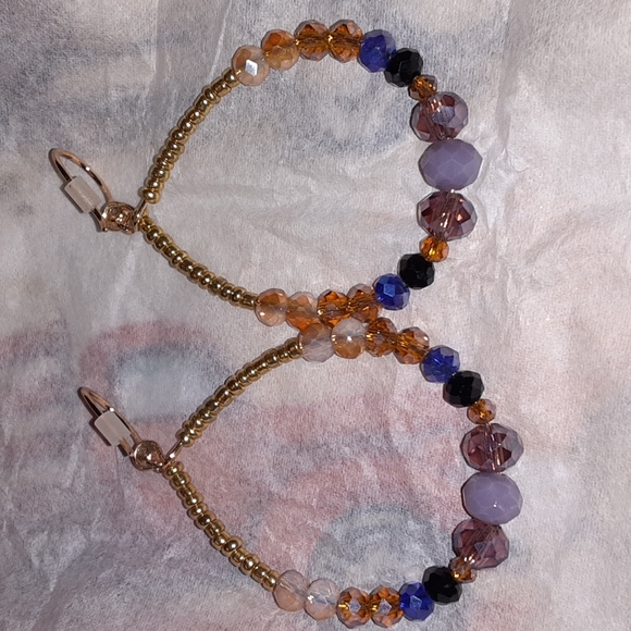 Avon Bohemian Earrings inch and half in length. $10 Free Gift With Purchase - Picture 5 of 7